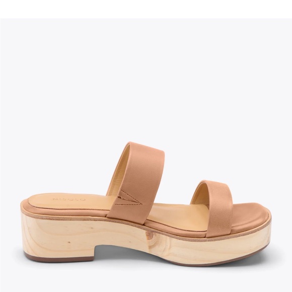 Nisolo Ellie All-Day Clog Sandal in Tan - Picture 6 of 11
